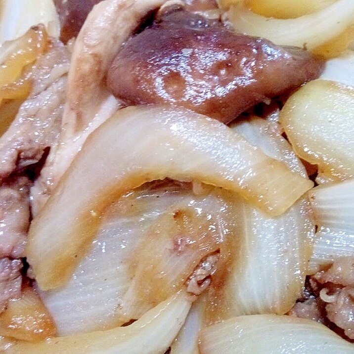 たっぷり新玉ねぎと牛肉と椎茸炒め